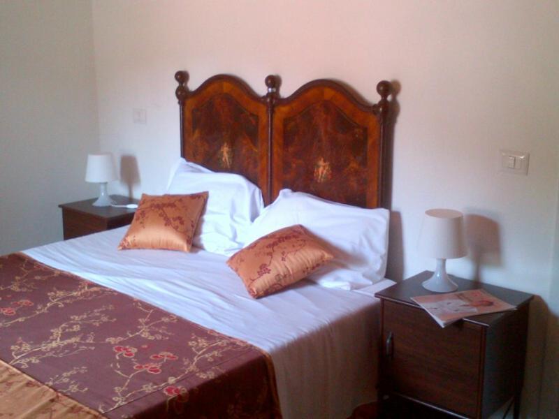 Il Lupo Rosso Bed & Breakfast Santu Lussurgiu Exterior photo